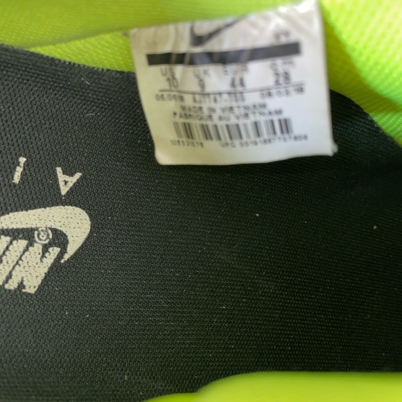 Neón yellow /green NikeAir ones - Picture 3 of 6
